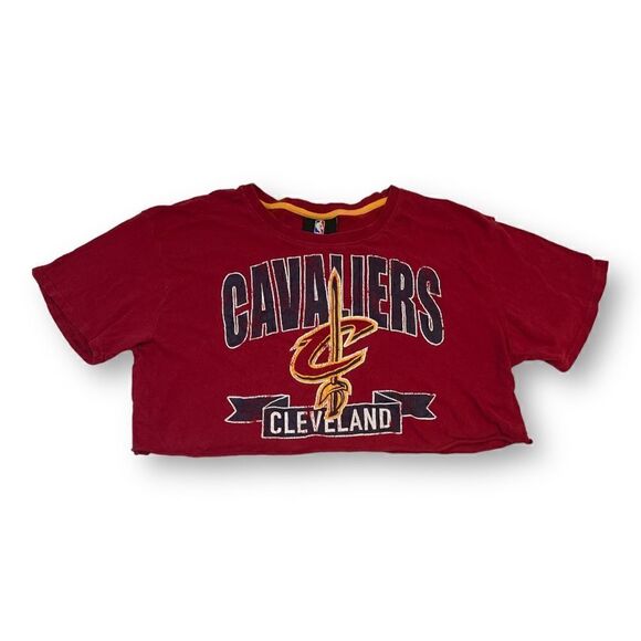 NBA Cleveland Cavaliers Cropped Tee Size Large - Picture 1 of 5